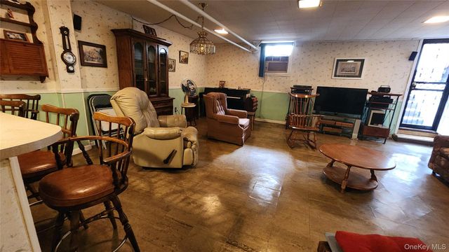 79-04 Kneeland Avenue, Elmhurst, NY 11373
