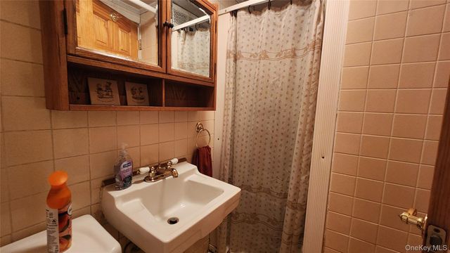 79-04 Kneeland Avenue, Elmhurst, NY 11373