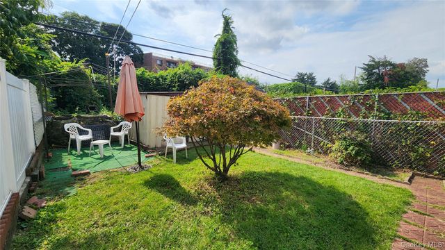 79-04 Kneeland Avenue, Elmhurst, NY 11373