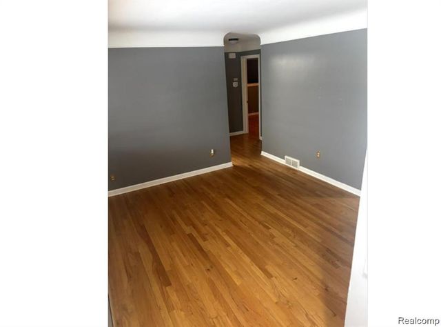 25146 Wagner Avenue, Warren, MI 48089