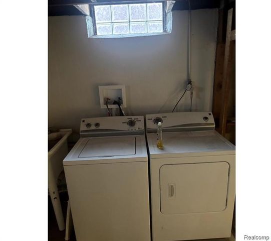 25146 Wagner Avenue, Warren, MI 48089