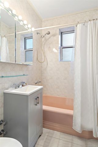 3850 Hudson Manor Terrace 3EW, Bronx, NY 10463