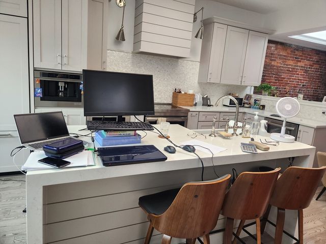 86 Marlborough PH, Boston, MA 02116