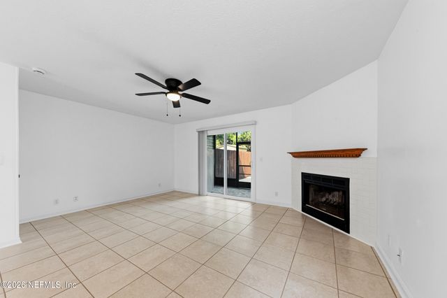 1927 MAIN Street, Atlantic Beach, FL 32233