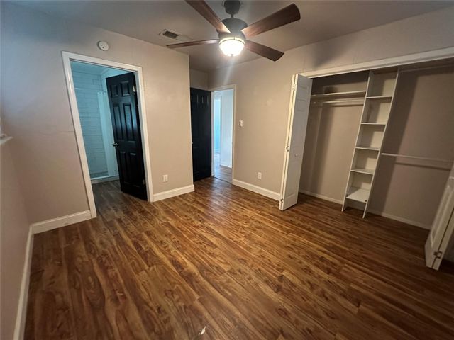 6004 Palm CIR, Austin, TX 78741