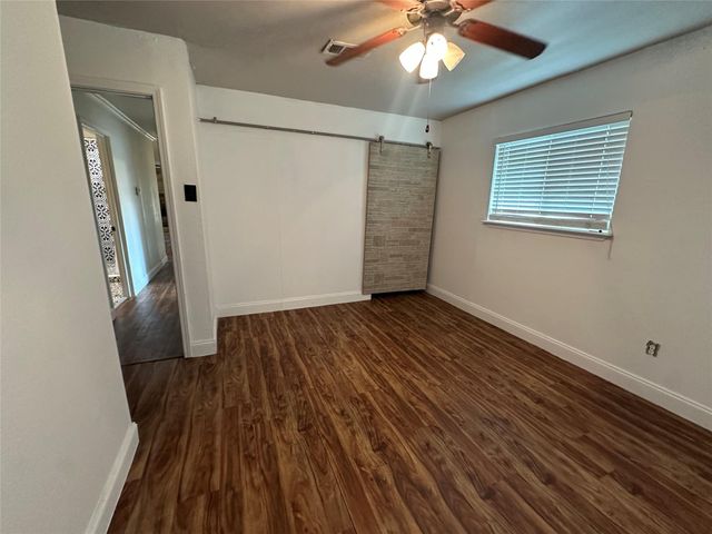 6004 Palm CIR, Austin, TX 78741