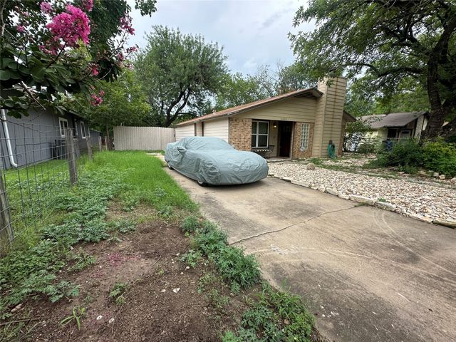 6004 Palm CIR, Austin, TX 78741