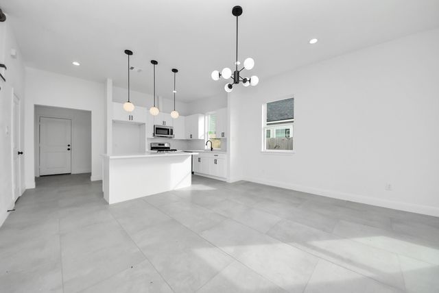 4002 Bennington Street, Houston, TX 77016