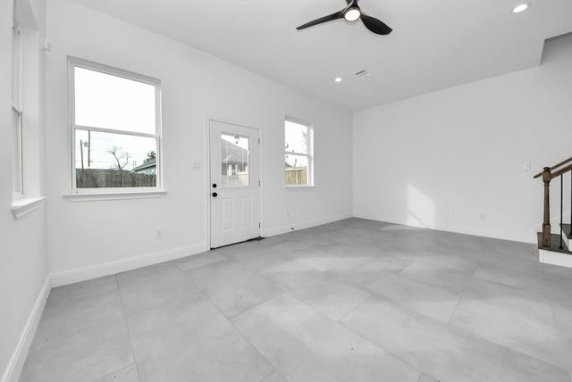 4002 Bennington Street, Houston, TX 77016