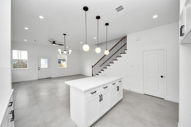 4002 Bennington Street, Houston, TX 77016