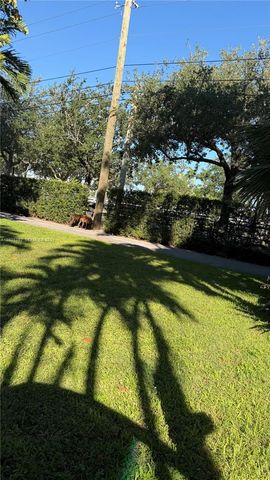 10115 Biscayne Blvd, Miami Shores, FL 33138