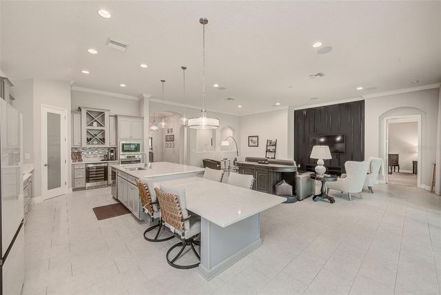 6916 NEOPOLITAN COURT, Apollo Beach, FL 33572