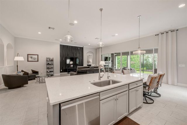 6916 NEOPOLITAN COURT, Apollo Beach, FL 33572