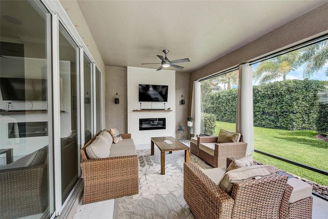 6916 NEOPOLITAN COURT, Apollo Beach, FL 33572