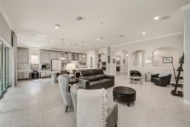 6916 NEOPOLITAN COURT, Apollo Beach, FL 33572