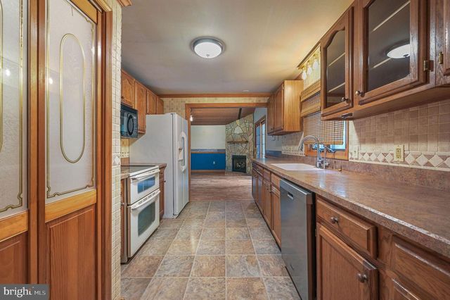 865 BARNEY JENKINS RD, Felton, DE 19943