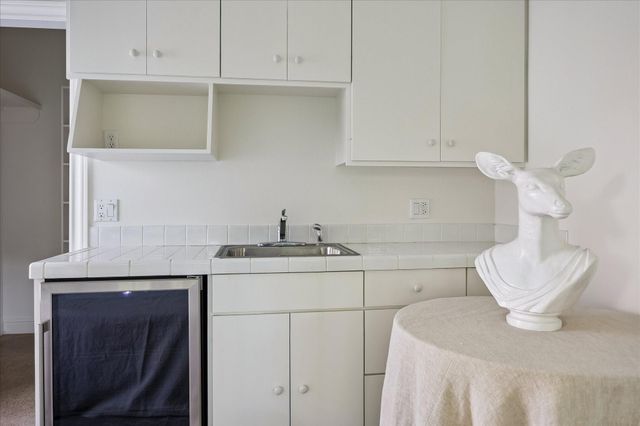 6625 Westchester Avenue, West University Place, TX 77005