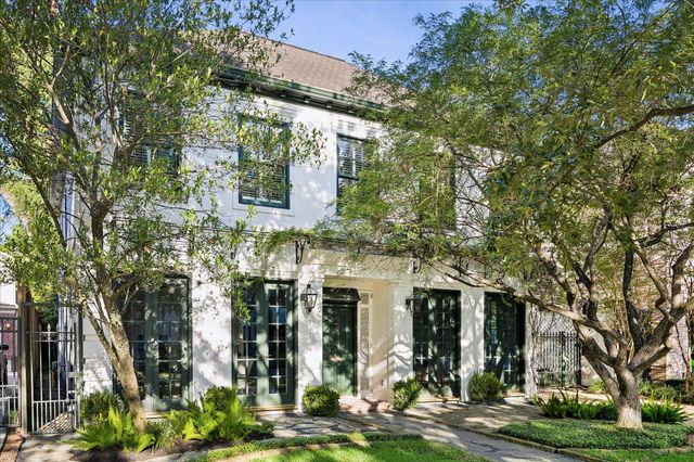 6625 Westchester Avenue, West University Place, TX 77005