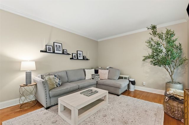 1800 McMillan Rd, Upper St Clair, PA 15241