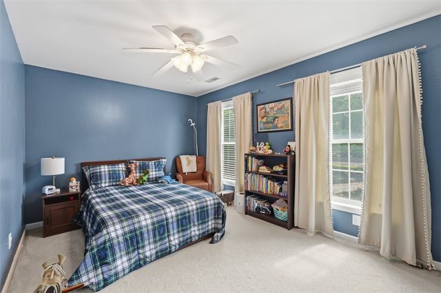 1800 McMillan Rd, Upper St Clair, PA 15241