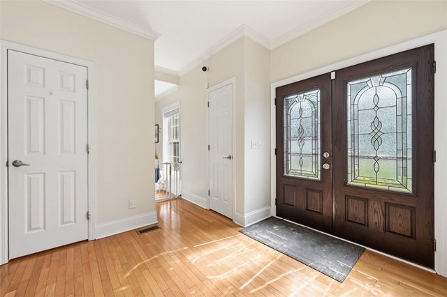 1800 McMillan Rd, Upper St Clair, PA 15241