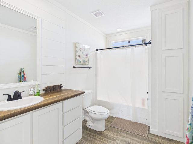 1388 Mallard Road Road, Wilson, TX 79381