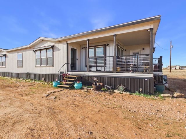 1388 Mallard Road Road, Wilson, TX 79381