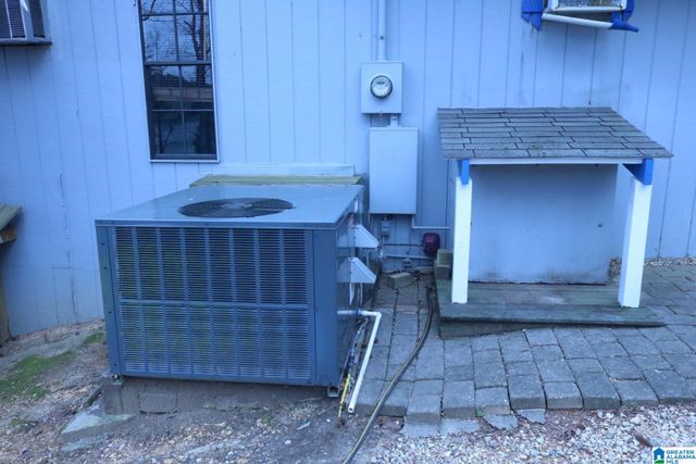 221 SMITH CAMP LANE, Adger, AL 35006