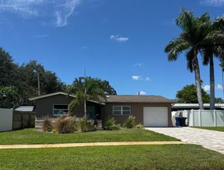 1836 BAYOU GRANDE BOULEVARD NE, St Petersburg, FL 33703