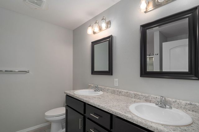 485 W Melody Lane, Republic, MO 65738