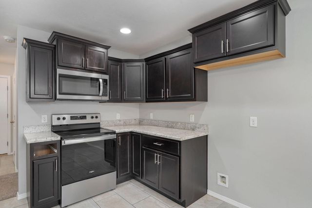 485 W Melody Lane, Republic, MO 65738