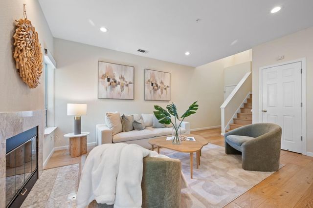 703 Star Jasmine Court, San Jose, CA 95131