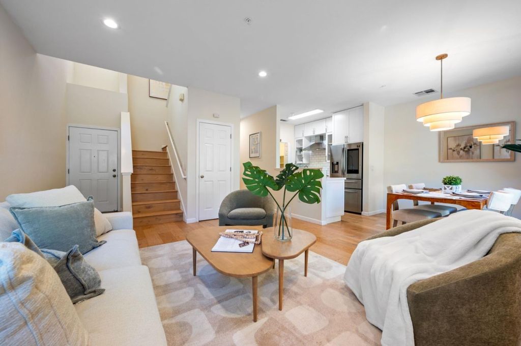 703 Star Jasmine Court, San Jose, CA 95131