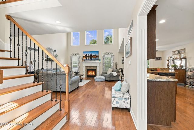 11003 Kaufman Farm Dr, Louisville, KY 40291