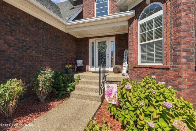 11003 Kaufman Farm Dr, Louisville, KY 40291