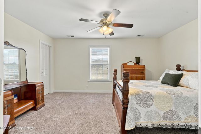 11003 Kaufman Farm Dr, Louisville, KY 40291