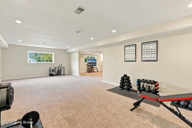 11003 Kaufman Farm Dr, Louisville, KY 40291