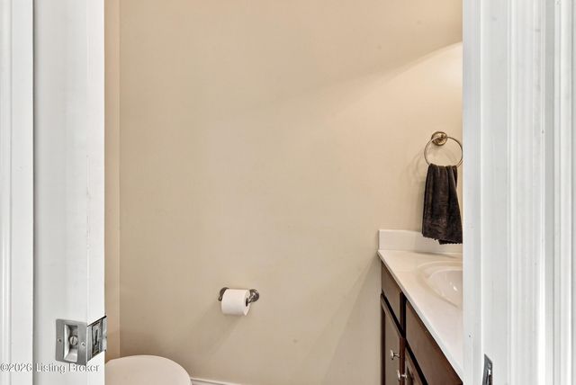 11003 Kaufman Farm Dr, Louisville, KY 40291