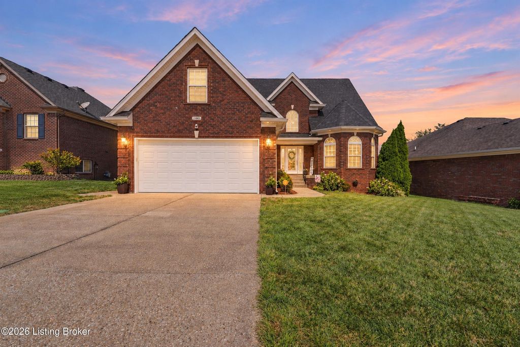 11003 Kaufman Farm Dr, Louisville, KY 40291