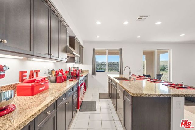 39315 Stirrup Court, Palmdale, CA 93551