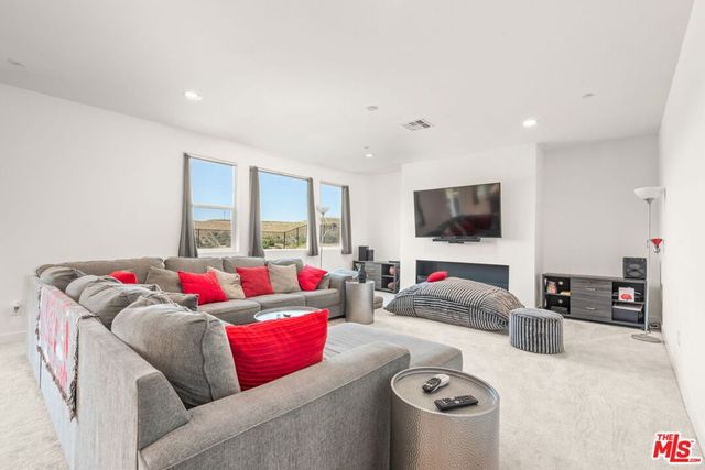 39315 Stirrup Court, Palmdale, CA 93551