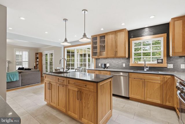 616 26TH ST S, Arlington, VA 22202