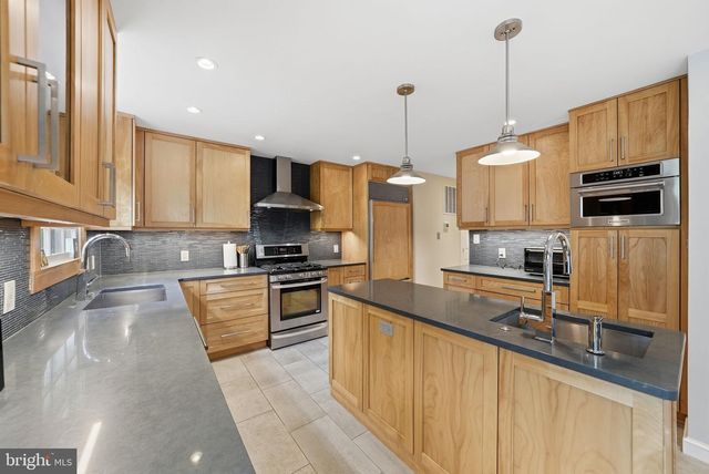 616 26TH ST S, Arlington, VA 22202