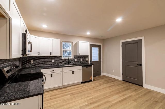 905 S Monroe, Joplin, MO 64801