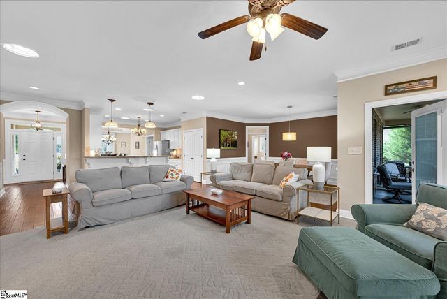 103 Stagecoach Court, Ninety Six, SC 29666