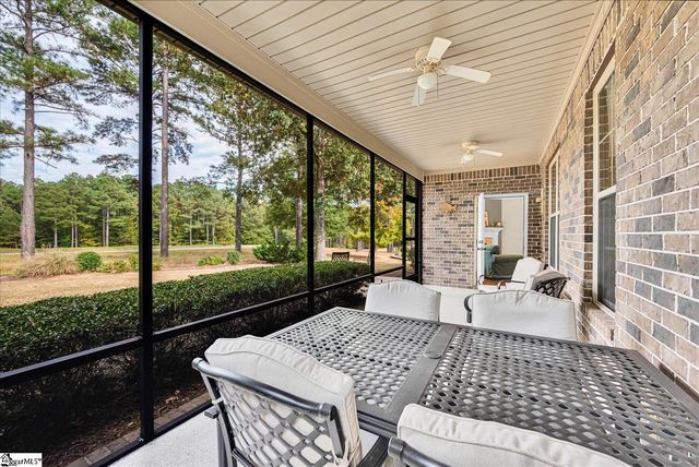 103 Stagecoach Court, Ninety Six, SC 29666