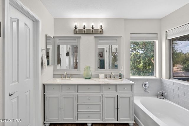6280 S SINOVA Court, Gilbert, AZ 85298
