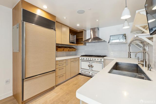 301 Mission Street 24E, San Francisco, CA 94105