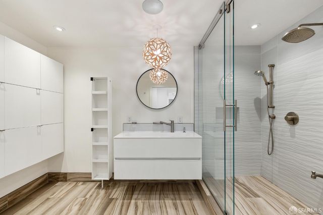 301 Mission Street 24E, San Francisco, CA 94105