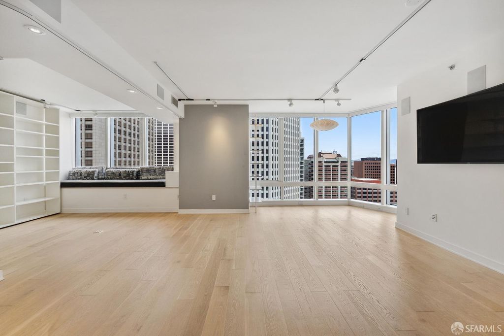 301 Mission Street 24E, San Francisco, CA 94105